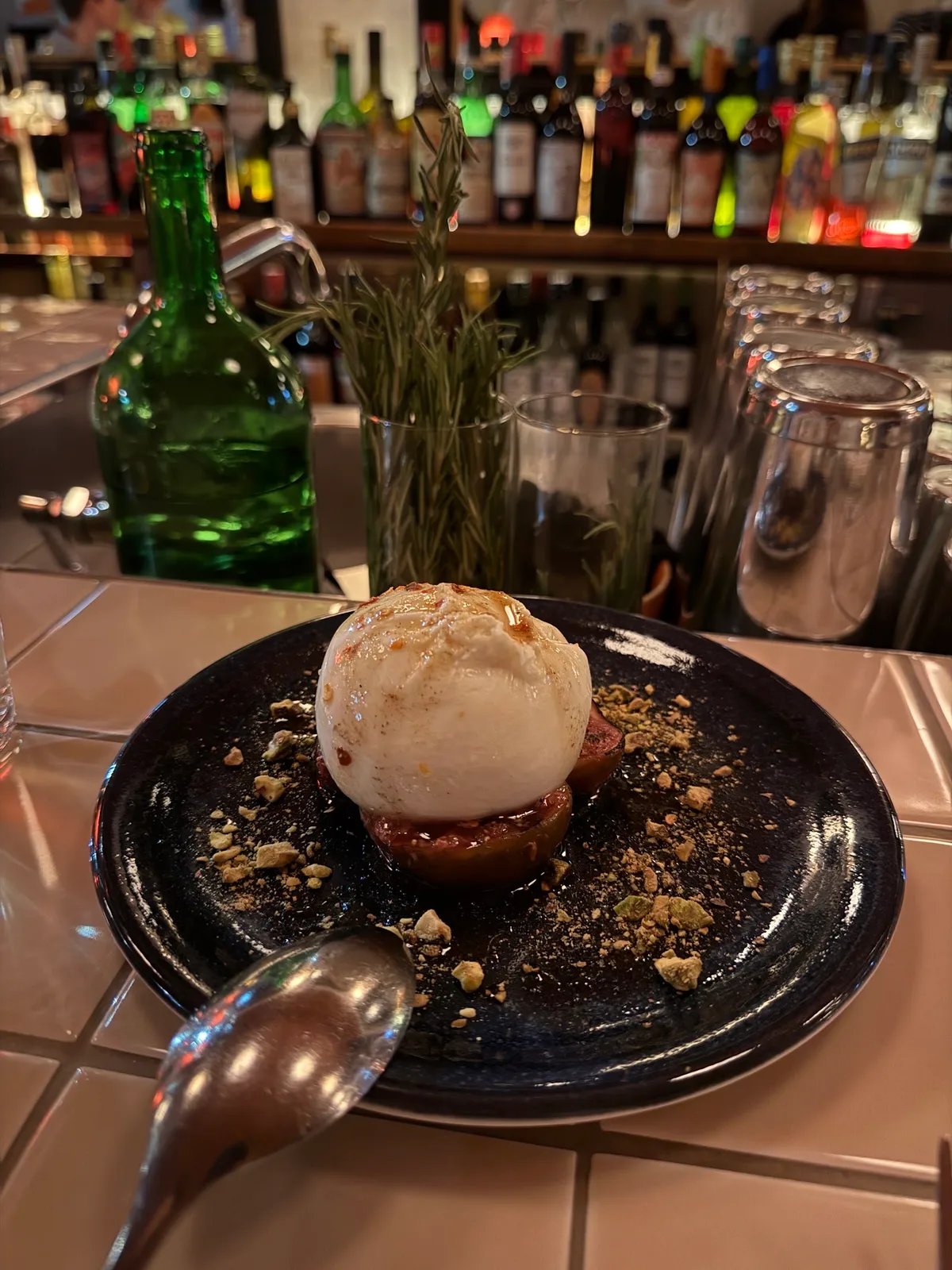 Creamy burrata, sweet figs, pistachios, and honey drizzle.